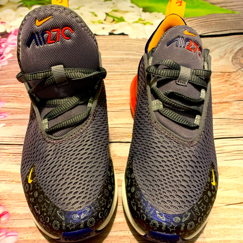 Nike 270
